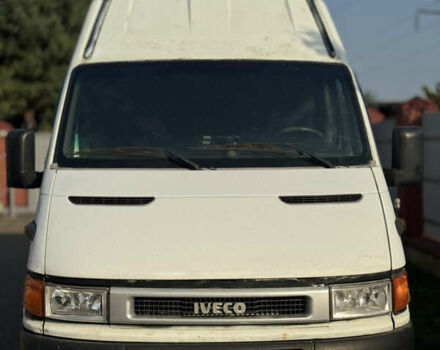 Білий Івеко Дейлі, об'ємом двигуна 2.8 л та пробігом 350 тис. км за 8200 $, фото 1 на Automoto.ua