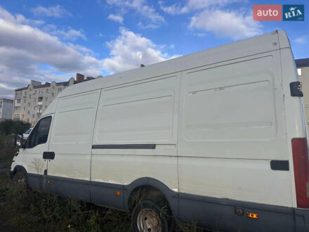 Белый Ивеко Дейли, объемом двигателя 2.8 л и пробегом 250 тыс. км за 3500 $, фото 1 на Automoto.ua