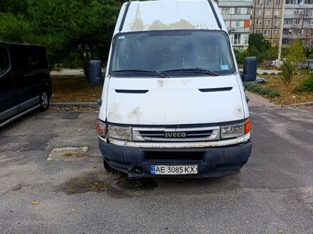 Белый Ивеко Дейли, объемом двигателя 2.8 л и пробегом 410 тыс. км за 3000 $, фото 1 на Automoto.ua