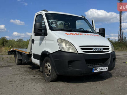 Белый Ивеко Дейли, объемом двигателя 3 л и пробегом 200 тыс. км за 9200 $, фото 1 на Automoto.ua