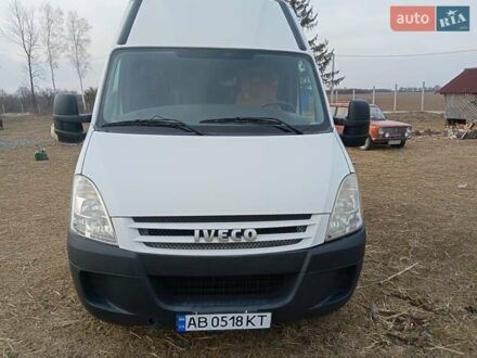 Ивеко Дейли 2007 в Жмеренке на Automoto.ua Белый Ивеко Дейли, объемом двигателя 2.29 л и пробегом 203 тыс. км за 10500 $, фото 1 на Automoto.ua