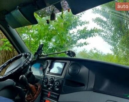 Білий Івеко Дейлі, об'ємом двигуна 3 л та пробігом 170 тис. км за 9000 $, фото 1 на Automoto.ua