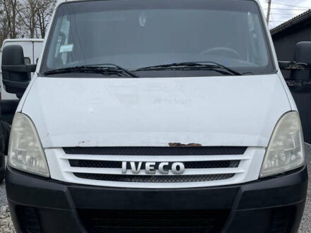 Білий Івеко Дейлі, об'ємом двигуна 3 л та пробігом 250 тис. км за 11500 $, фото 1 на Automoto.ua