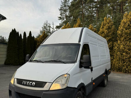 Белый Ивеко Дейли, объемом двигателя 3 л и пробегом 280 тыс. км за 17300 $, фото 1 на Automoto.ua