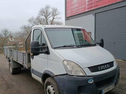 Белый Ивеко Дейли, объемом двигателя 3 л и пробегом 400 тыс. км за 15800 $, фото 1 на Automoto.ua