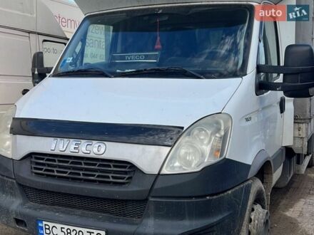 Белый Ивеко Дейли, объемом двигателя 3 л и пробегом 750 тыс. км за 16000 $, фото 1 на Automoto.ua