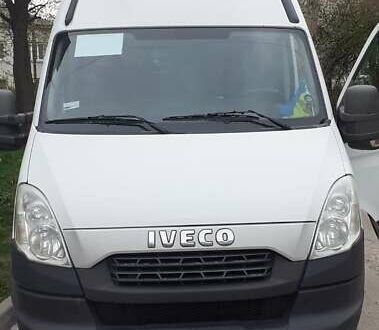 Белый Ивеко Дейли, объемом двигателя 2.29 л и пробегом 297 тыс. км за 9700 $, фото 1 на Automoto.ua