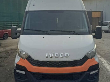 Белый Ивеко Дейли, объемом двигателя 2.29 л и пробегом 400 тыс. км за 16700 $, фото 1 на Automoto.ua