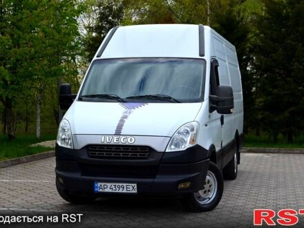 Белый Ивеко Дейли, объемом двигателя 2.3 л и пробегом 286 тыс. км за 12400 $, фото 1 на Automoto.ua