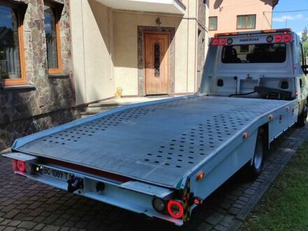 Белый Ивеко Дейли, объемом двигателя 3 л и пробегом 122 тыс. км за 32000 $, фото 1 на Automoto.ua
