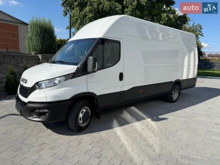 Белый Ивеко Дейли, объемом двигателя 0 л и пробегом 293 тыс. км за 27800 $, фото 1 на Automoto.ua