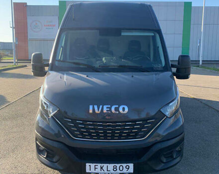 Черный Ивеко Дейли, объемом двигателя 3 л и пробегом 303 тыс. км за 29900 $, фото 1 на Automoto.ua