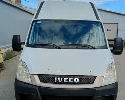 Белый Ивеко Дейли груз., объемом двигателя 3 л и пробегом 382 тыс. км за 10900 $, фото 1 на Automoto.ua