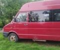 Красный Ивеко Дейли, объемом двигателя 2.5 л и пробегом 380 тыс. км за 2800 $, фото 1 на Automoto.ua