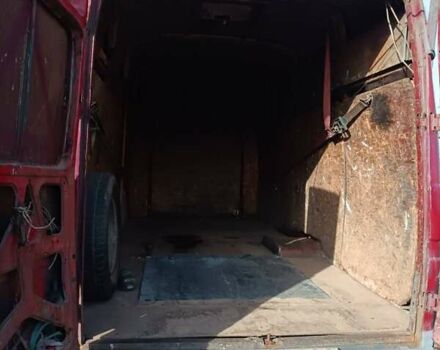 Івеко Дейлі 1995 у Луцьку на Automoto.ua Червоний Івеко Дейлі, об'ємом двигуна 2.5 л та пробігом 500 тис. км за 3000 $, фото 2 на Automoto.ua
