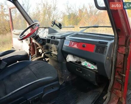 Івеко Дейлі 1995 у Луцьку на Automoto.ua Червоний Івеко Дейлі, об'ємом двигуна 2.5 л та пробігом 500 тис. км за 3000 $, фото 15 на Automoto.ua