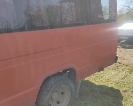 Красный Ивеко Дейли, объемом двигателя 2.8 л и пробегом 3 тыс. км за 2800 $, фото 2 на Automoto.ua