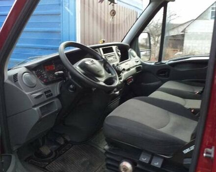 Красный Ивеко Дейли, объемом двигателя 3 л и пробегом 369 тыс. км за 17000 $, фото 4 на Automoto.ua