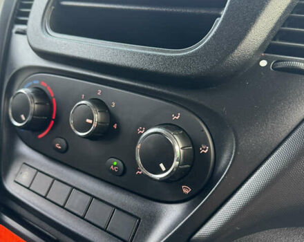 Червоний Івеко Дейлі, об'ємом двигуна 3 л та пробігом 235 тис. км за 34900 $, фото 47 на Automoto.ua