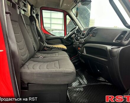 Красный Ивеко Дейли, объемом двигателя 3 л и пробегом 336 тыс. км за 34568 $, фото 12 на Automoto.ua