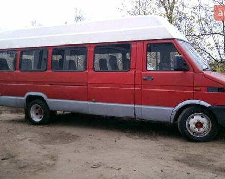 Красный Ивеко Дейли, объемом двигателя 2.5 л и пробегом 50 тыс. км за 2600 $, фото 18 на Automoto.ua