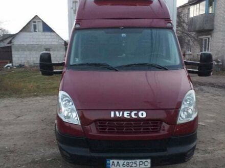 Ивеко Дейли 2012 в Киеве на Automoto.ua Красный Ивеко Дейли, объемом двигателя 3 л и пробегом 369 тыс. км за 17000 $, фото 1 на Automoto.ua