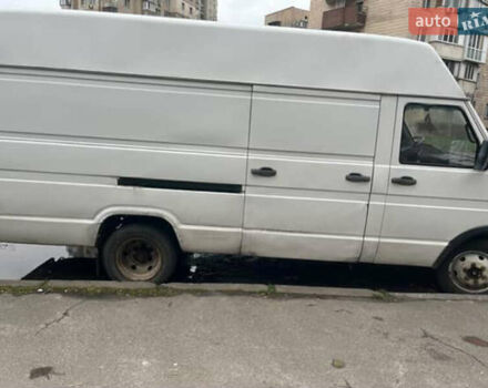 Ивеко Дейли, объемом двигателя 2.5 л и пробегом 746 тыс. км за 2500 $, фото 1 на Automoto.ua