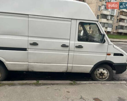 Ивеко Дейли, объемом двигателя 2.5 л и пробегом 746 тыс. км за 2500 $, фото 9 на Automoto.ua