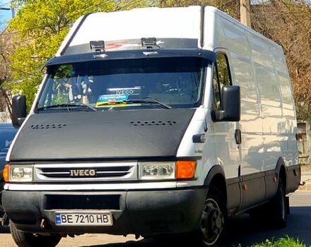 Ивеко Дейли, объемом двигателя 3 л и пробегом 350 тыс. км за 9900 $, фото 1 на Automoto.ua
