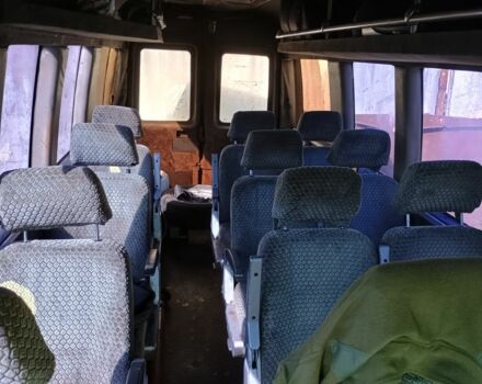 Білий Івеко Daily пасс., об'ємом двигуна 2.8 л та пробігом 320 тис. км за 2000 $, фото 5 на Automoto.ua