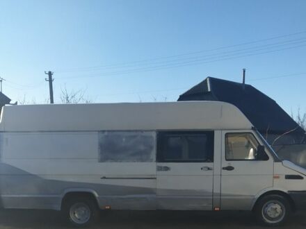 Ивеко Дейли пасс. 1999 в Киеве на Automoto.ua Белый Ивеко Дейли пасс., объемом двигателя 2.8 л и пробегом 50 тыс. км за 3500 $, фото 1 на Automoto.ua