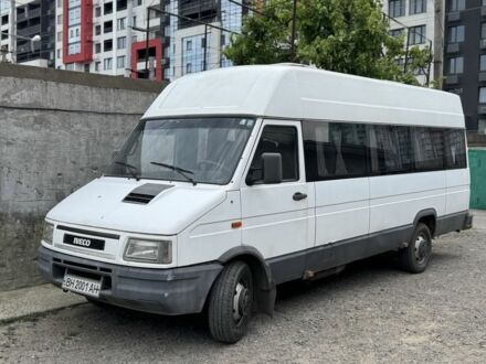 Ивеко Дейли пасс. 1999 в Одессе на Automoto.ua Белый Ивеко Дейли пасс., объемом двигателя 2.8 л и пробегом 222 тыс. км за 2200 $, фото 1 на Automoto.ua