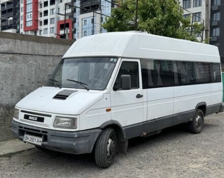 Білий Івеко Daily пасс., об'ємом двигуна 2.8 л та пробігом 222 тис. км за 2200 $, фото 1 на Automoto.ua