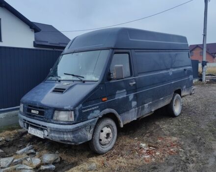 Чорний Івеко Daily пасс., об'ємом двигуна 2.8 л та пробігом 400 тис. км за 2837 $, фото 3 на Automoto.ua