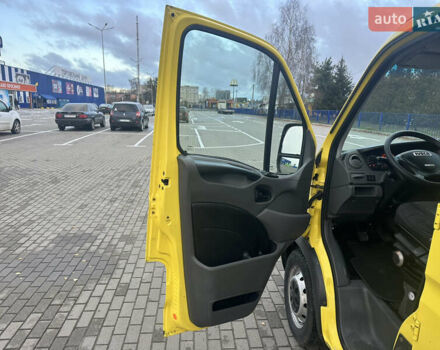 Желтый Ивеко Дейли, объемом двигателя 2.29 л и пробегом 667 тыс. км за 14000 $, фото 10 на Automoto.ua