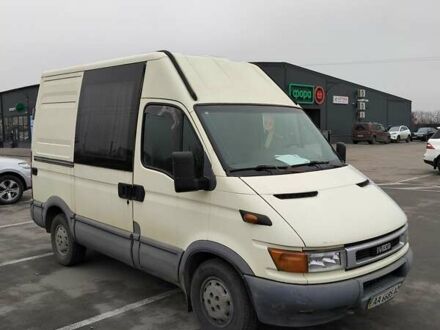 Желтый Ивеко Дейли, объемом двигателя 2.8 л и пробегом 515 тыс. км за 4000 $, фото 1 на Automoto.ua