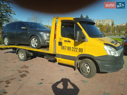 Ивеко Дейли 2014 в Черкассах на Automoto.ua Желтый Ивеко Дейли, объемом двигателя 0 л и пробегом 96 тыс. км за 10400 $, фото 1 на Automoto.ua