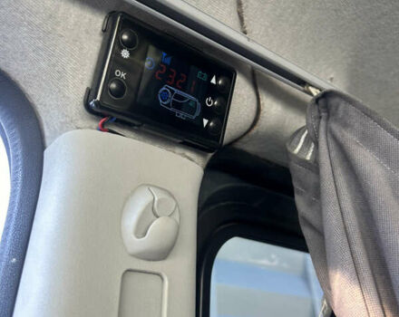 Серый Ивеко Дейли, объемом двигателя 3 л и пробегом 180 тыс. км за 26800 $, фото 4 на Automoto.ua