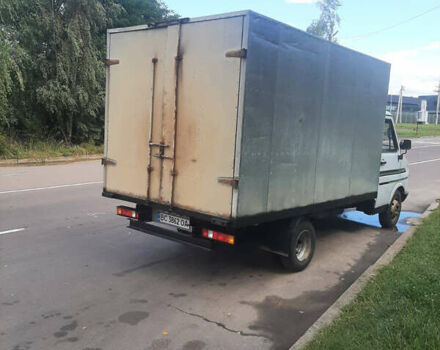 Серый Ивеко Дейли, объемом двигателя 2.5 л и пробегом 100 тыс. км за 2500 $, фото 4 на Automoto.ua