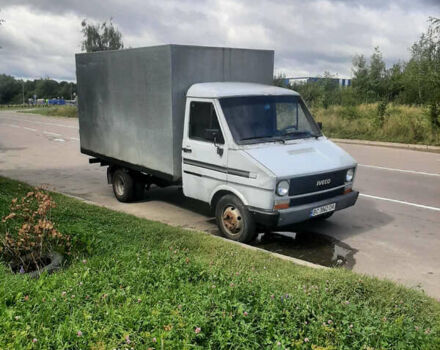 Серый Ивеко Дейли, объемом двигателя 2.5 л и пробегом 100 тыс. км за 2500 $, фото 2 на Automoto.ua