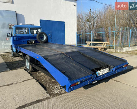 Синий Ивеко Дейли, объемом двигателя 2.8 л и пробегом 680 тыс. км за 7000 $, фото 7 на Automoto.ua