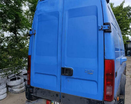 Синий Ивеко Дейли, объемом двигателя 2.8 л и пробегом 350 тыс. км за 6900 $, фото 4 на Automoto.ua