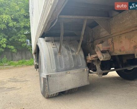 Синий Ивеко Дейли, объемом двигателя 2.8 л и пробегом 175 тыс. км за 9500 $, фото 10 на Automoto.ua