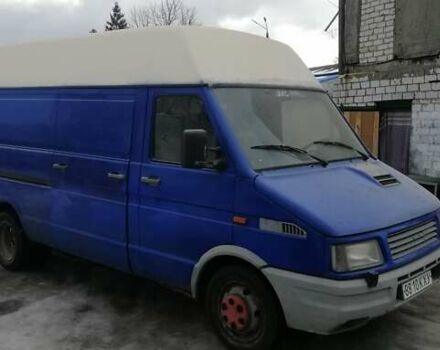 Синий Ивеко Дейли, объемом двигателя 0 л и пробегом 327 тыс. км за 2000 $, фото 1 на Automoto.ua