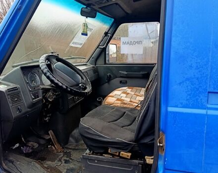 Синий Ивеко Дейли, объемом двигателя 2.8 л и пробегом 200 тыс. км за 2500 $, фото 1 на Automoto.ua