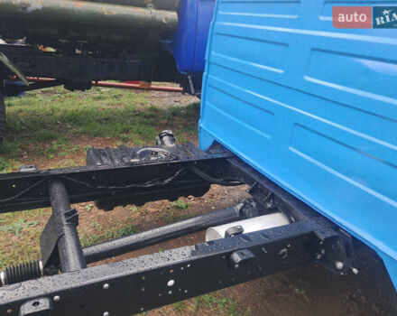 Синий Ивеко Дейли, объемом двигателя 2.8 л и пробегом 1 тыс. км за 7500 $, фото 2 на Automoto.ua