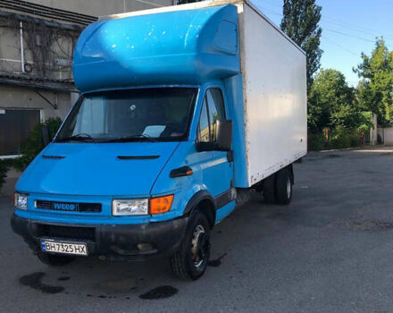 Синий Ивеко Дейли, объемом двигателя 2.8 л и пробегом 600 тыс. км за 9100 $, фото 3 на Automoto.ua