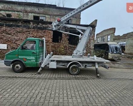 Зелений Івеко Дейлі, об'ємом двигуна 2.8 л та пробігом 200 тис. км за 17900 $, фото 1 на Automoto.ua