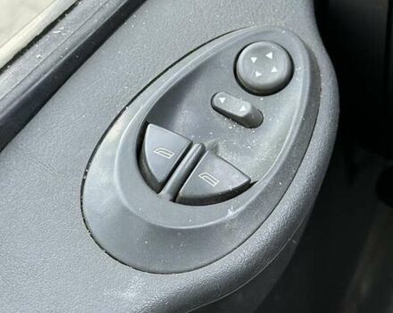 Зеленый Ивеко Дейли, объемом двигателя 2.8 л и пробегом 308 тыс. км за 7800 $, фото 13 на Automoto.ua