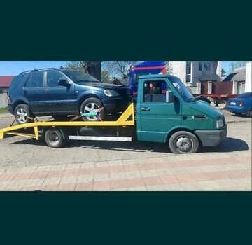 Зеленый Ивеко Дейли, объемом двигателя 2.8 л и пробегом 300 тыс. км за 4999 $, фото 5 на Automoto.ua